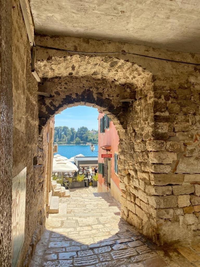 Rooms Da Angelica Old City 2 Rovinj Exteriör bild